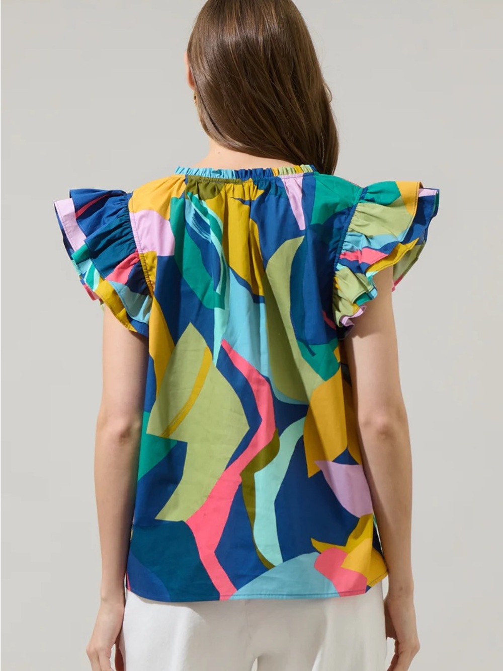 Gia Abstract Risette Ruffle Split Neck Top - Picture 2 of 4